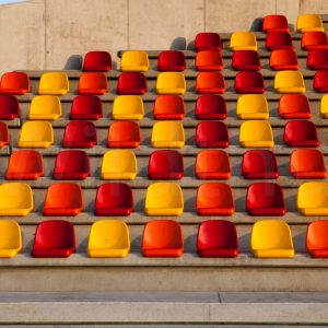 Artikel: Sitzreihen im Stadion Leinwandbild im Stadion ab 39,50 € erhältlich.